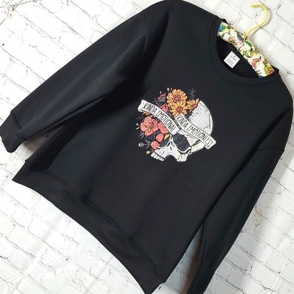NWOT Skull & Flower Print Pullover Sweatshirt Casual Long Sleeve Crew Neck Sz M - Picture 4 of 12